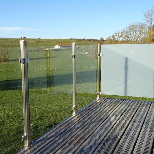 Garde-corps inox et verre sans main courante